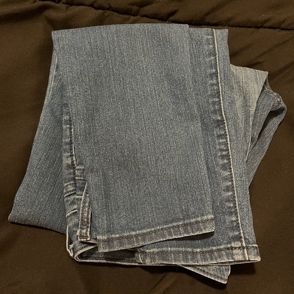 ‼️$15 for all 5 PAIRS OLD NAVY SKINNY JEANS‼️ - Picture 2 of 6